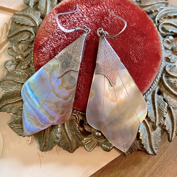 SOLD-Vintage Stylized Fan Leaf shaped Abalone Shell & Sterling Drop Earrings - Picture 11 of 15